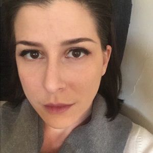 Meet your Posher, Miriam